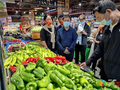 精虎县长国庆一线调研 守护食用农产品销售安全畅通